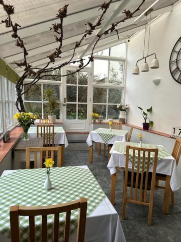 The Spinney Barnstaple Exteriör bild